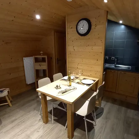 Cosy Avec Balcon Sud, Proche Pistes Ski, Animaux Admis, Parking Prive, Draps Inclus - Fr-1-467-113 Le Grand-Bornand