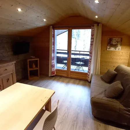 Apartment Cosy Avec Balcon Sud, Proche Pistes Ski, Animaux Admis, Parking Prive, Draps Inclus - Fr-1-467-113 *